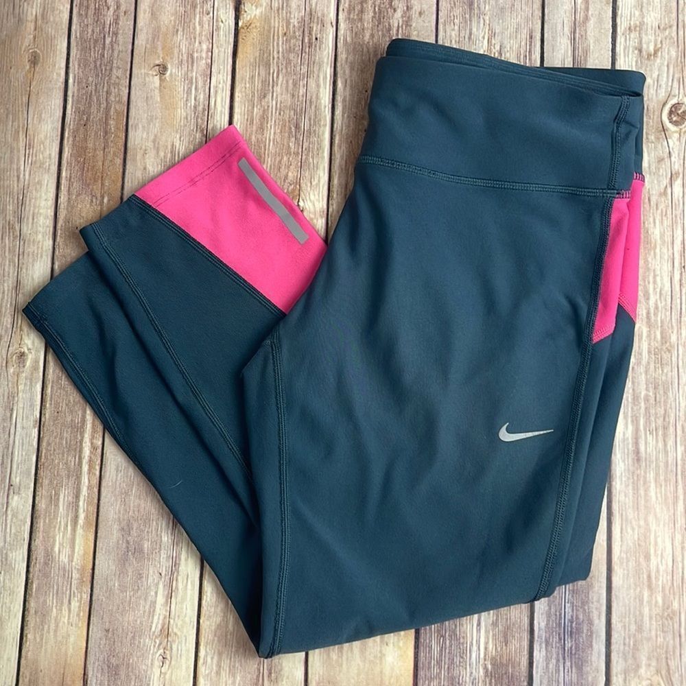 Nike dry fit running pants 3/4 length - size L women’s. Gray and pink